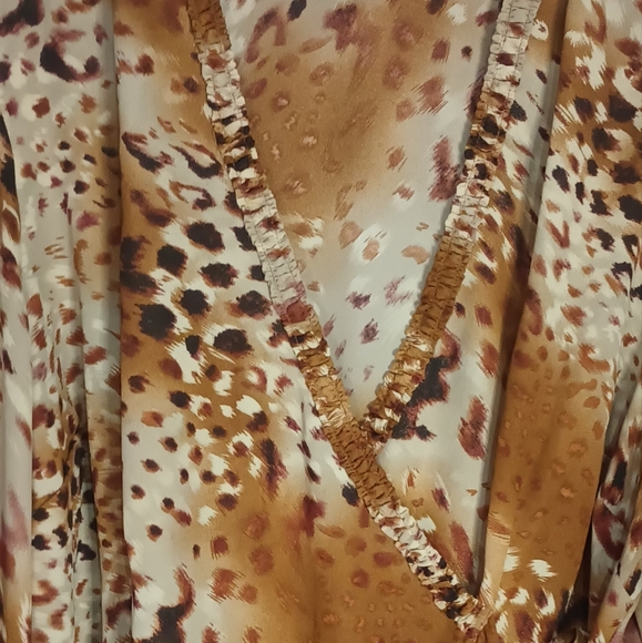 Cato Top, Cato Plus Size Blouse, Cato Wrap Top, Size 22 - Picture 3 of 3